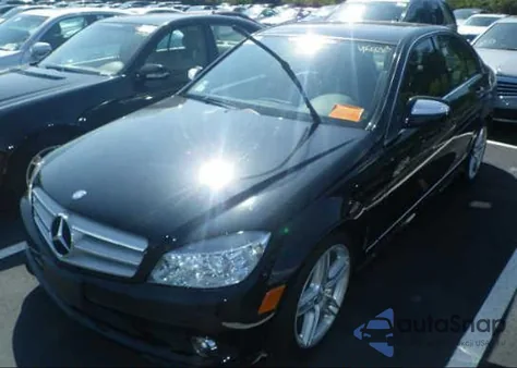 2009 Mercedes-Benz C300 из США, поврежденный, VIN WDDGF54X29F197948